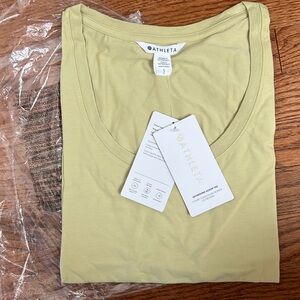 Athleta Scoop Top Light greenish Large